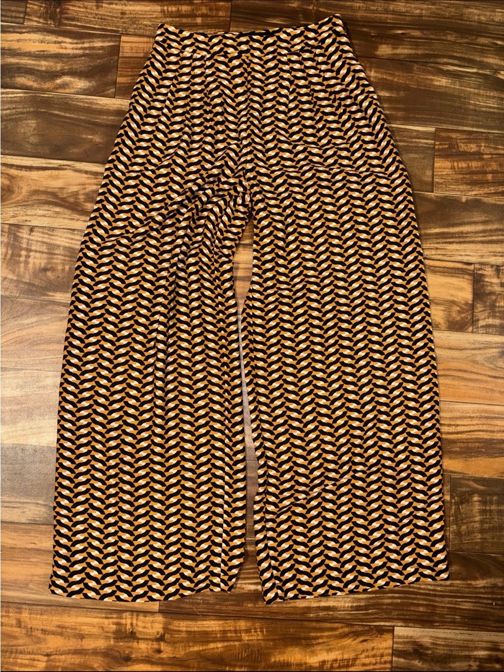 Wide Leg Patterned Pants in Black and Tan